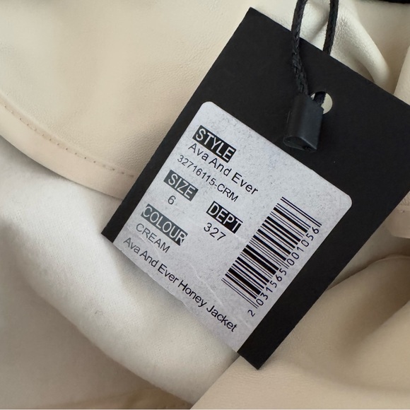 Ava And Ever Honey Hooded Jacket Cream UK Size 6 US 2 NEW - Picture 9 of 12